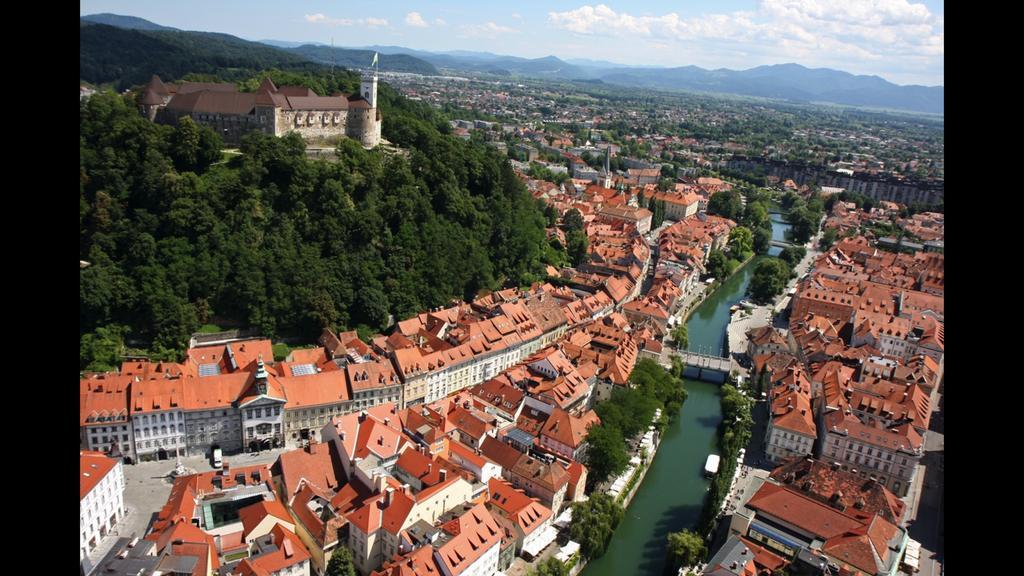 Bright Apartment Ljubljana Dış mekan fotoğraf